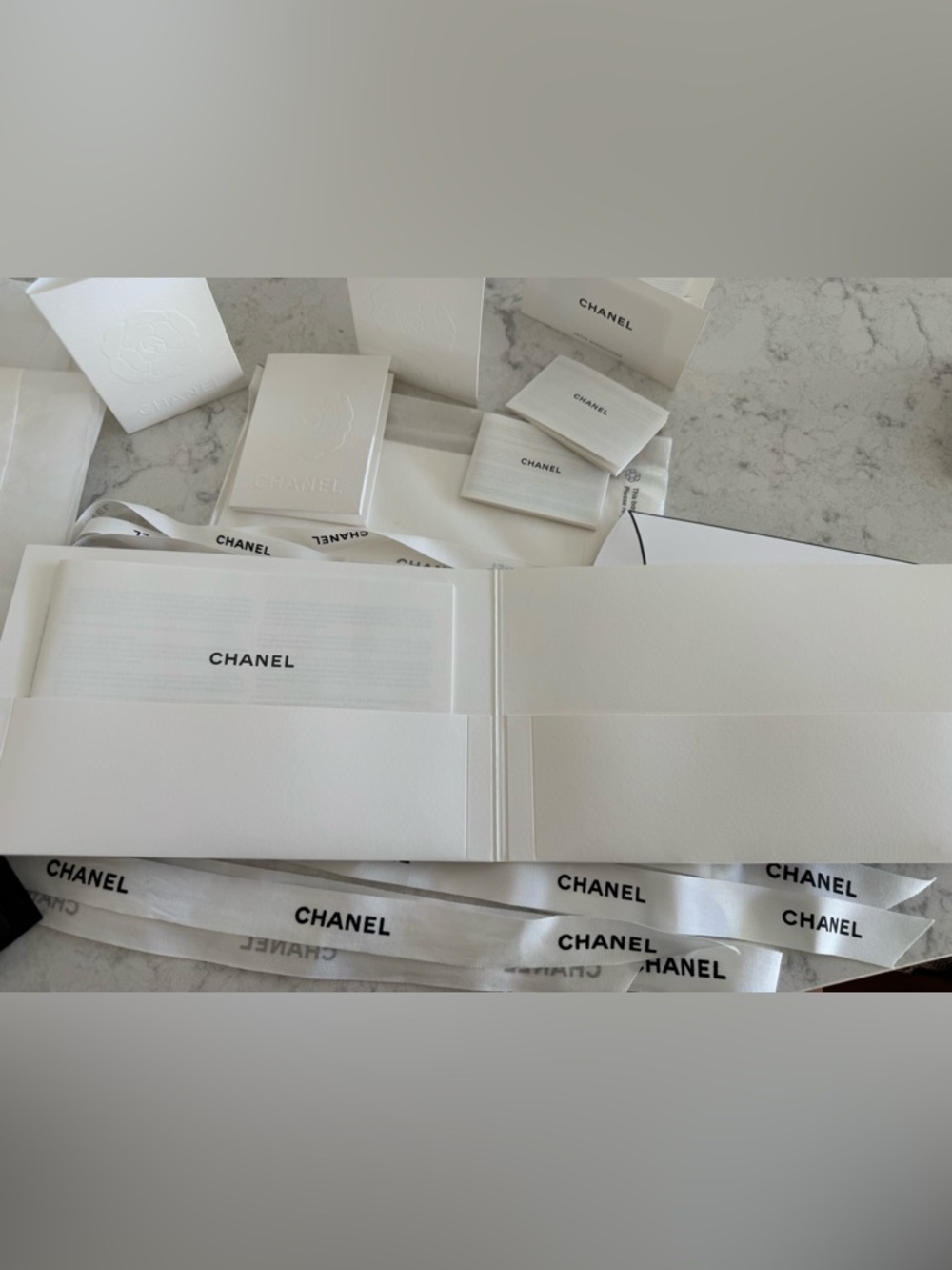 Chanel Ribbon & Packaging Set in White & Black - Picture 10 of 16